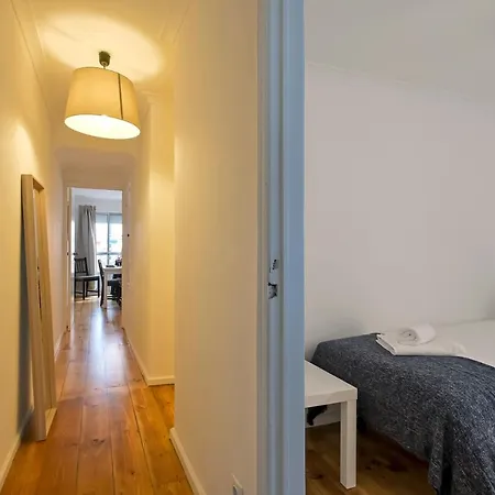 Downtown Santana Apartment Lisbon